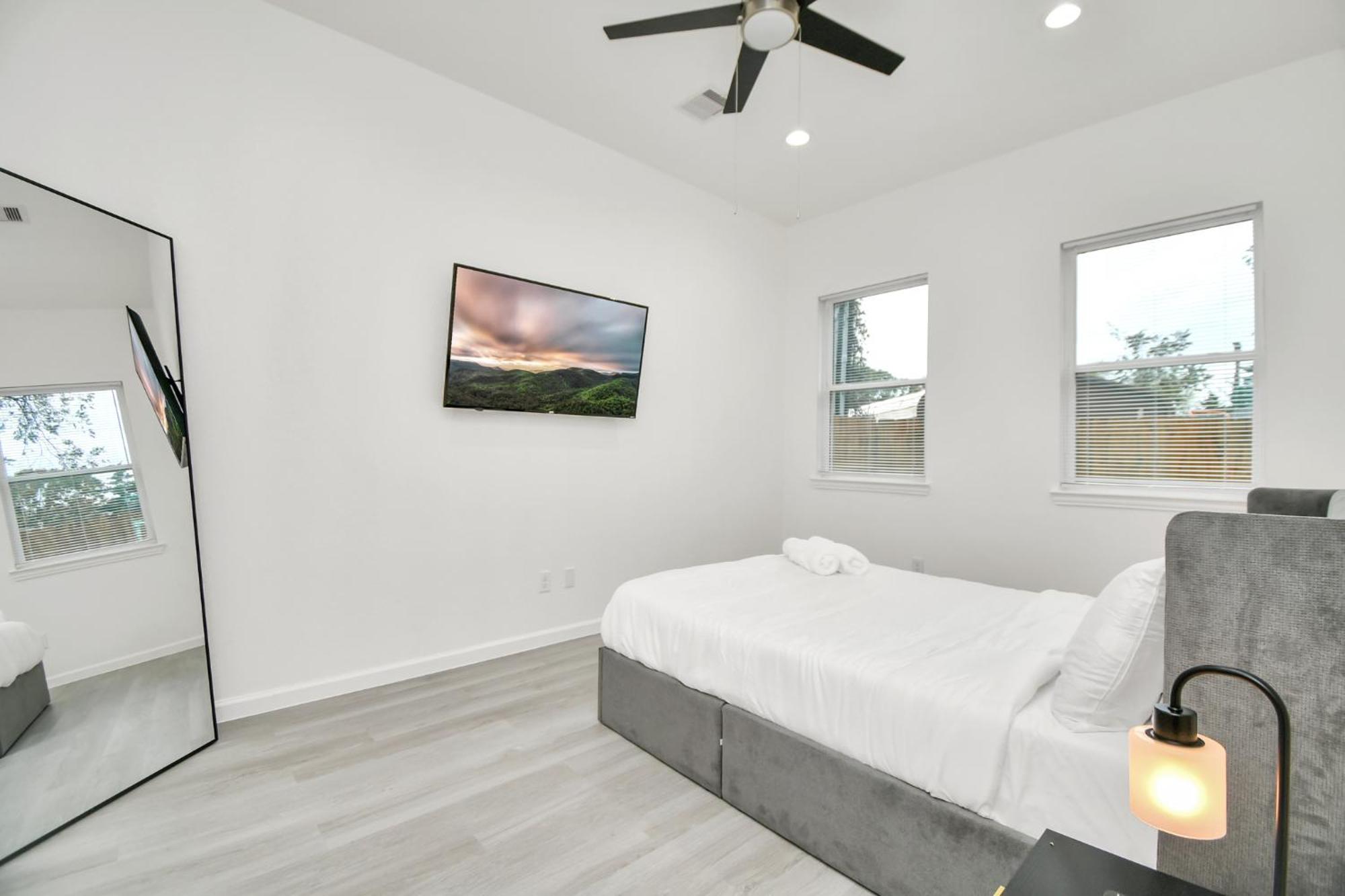 Holiday home Luxe 3br/2ba Near Downtown•sleeps 9• Netflix•wi-fi Houston